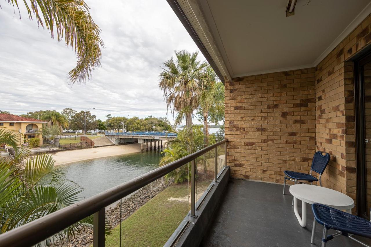 Bribie Waterways Motel Bongaree Екстер'єр фото