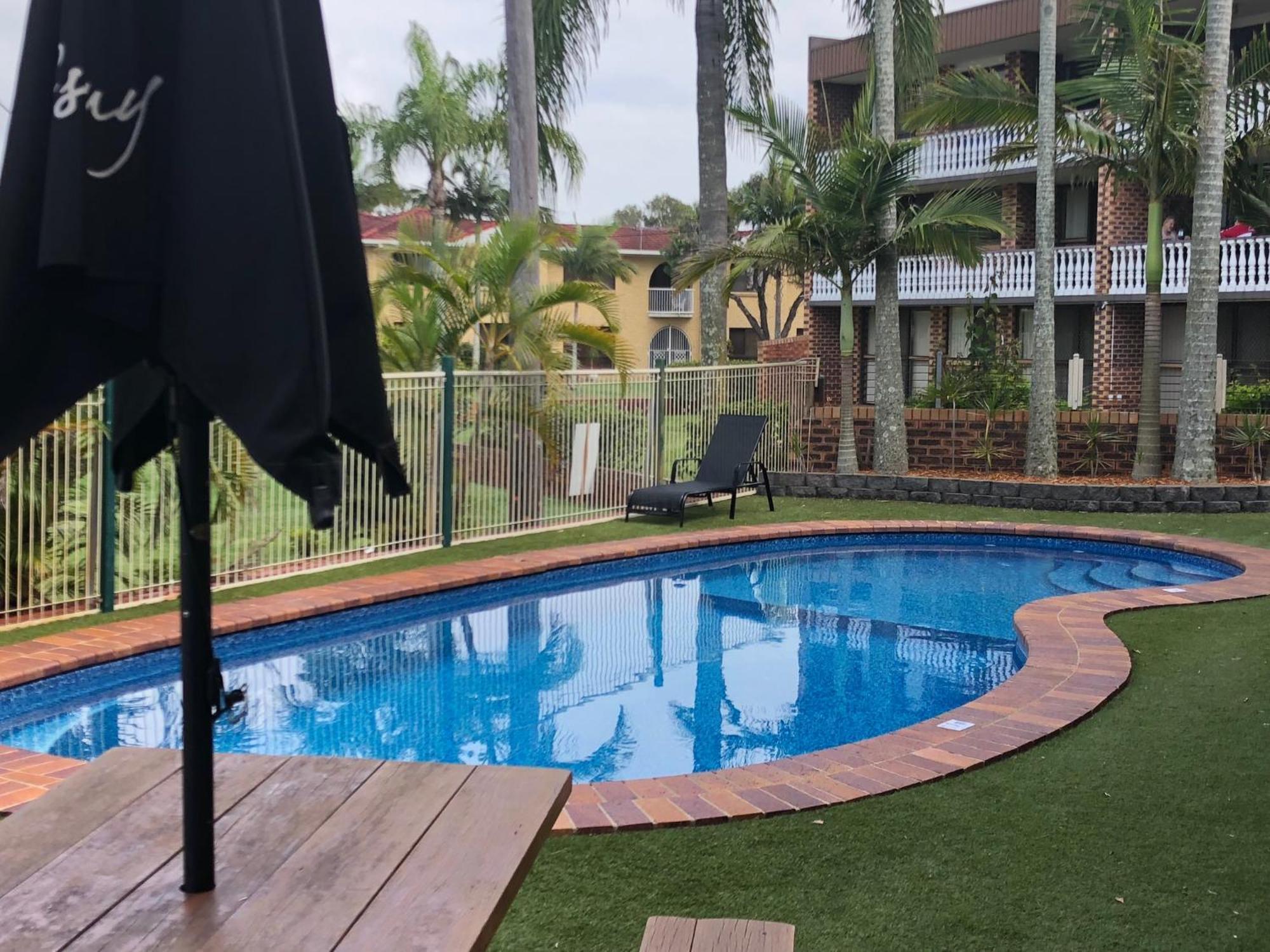 Bribie Waterways Motel Bongaree Екстер'єр фото