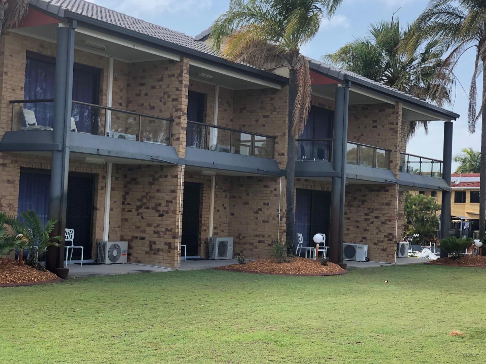 Bribie Waterways Motel Bongaree Екстер'єр фото